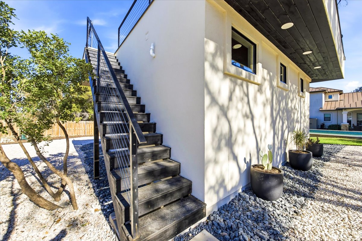 Rooftop deck staircase