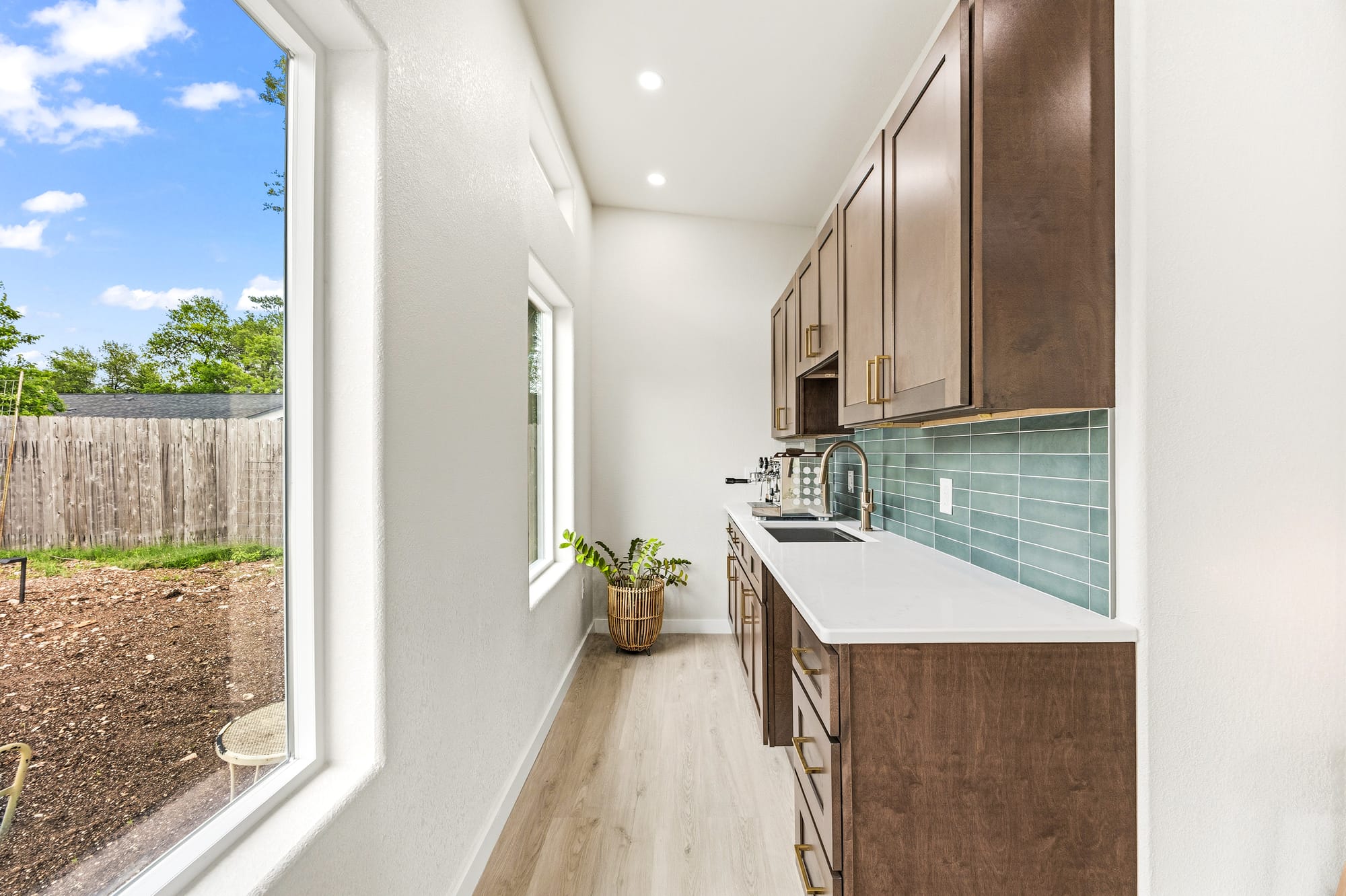 Kitchenette galley view